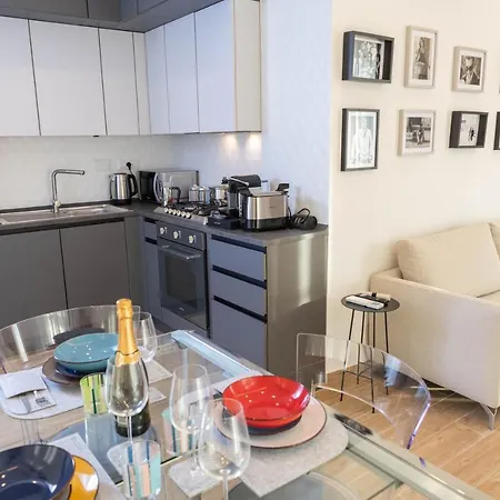 Apartament Colosseo Brightful With Rooftop