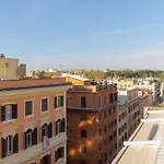 Colosseo Brightful With Rooftop דירה רומא